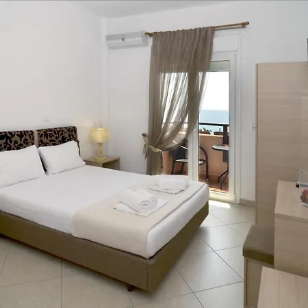 Apartament Inanthi *